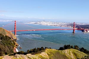 Golden Gate Bridge bei sonnigem Wetter